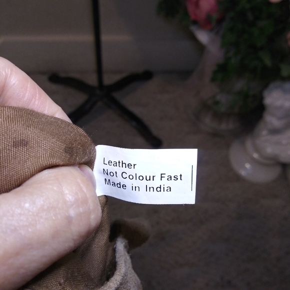 Boho/Western Brown Suede Fringed Mini Crossbody Purse - Picture 9 of 10